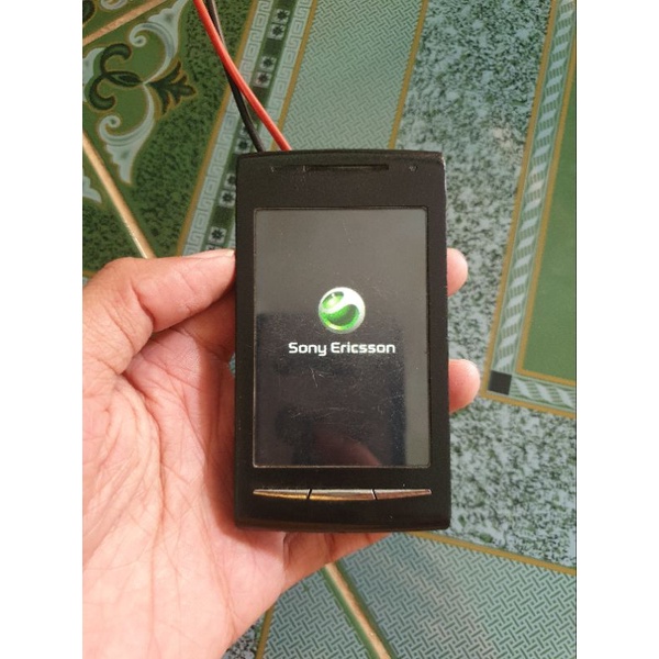 Điện thoại Sony Ericsson E15i cổ
