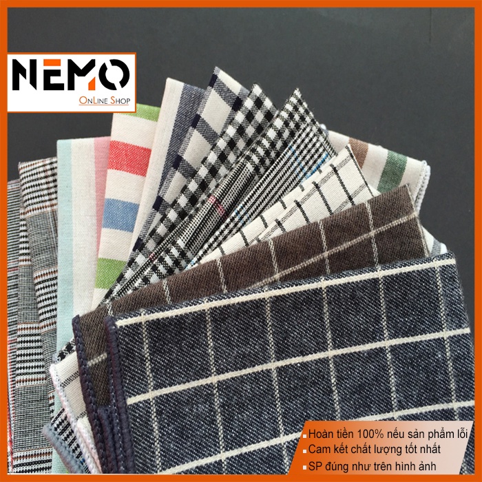 Khăn cài túi áo vest kẻ sọc và kẻ ô vuông chất liệu vải cotton mềm kích thước vừa.