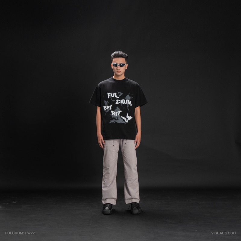 Fulcrum blur black t-shirt