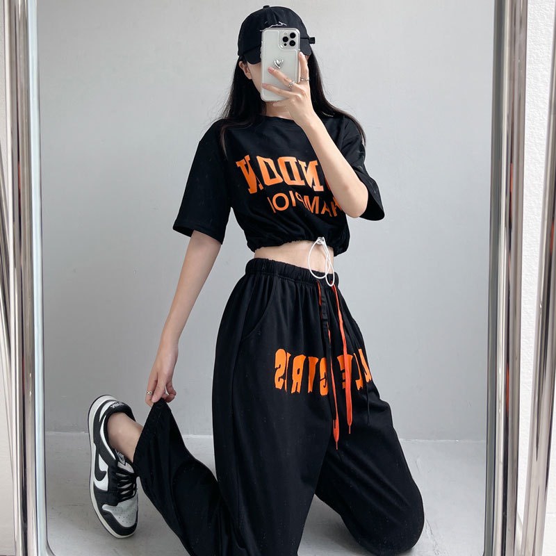 Set Áo Crotop + Quần Jogger, Phong cách HIPHOP, Hàn Quốc - Thời trang nữ