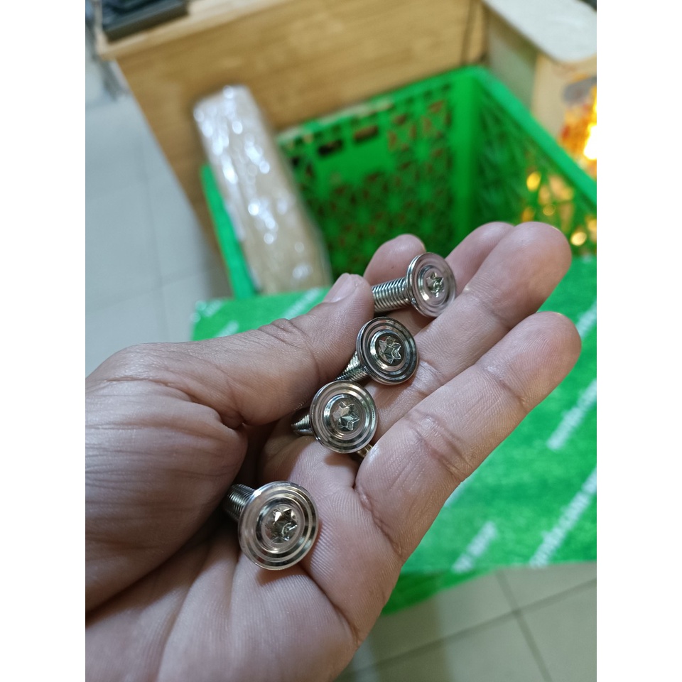 Óc bắt đĩa inox 304 cho xe máy