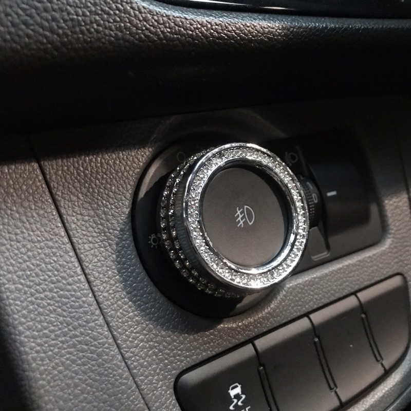 Đính đá trang trí VINFAST FADIL sang trọng thời trang