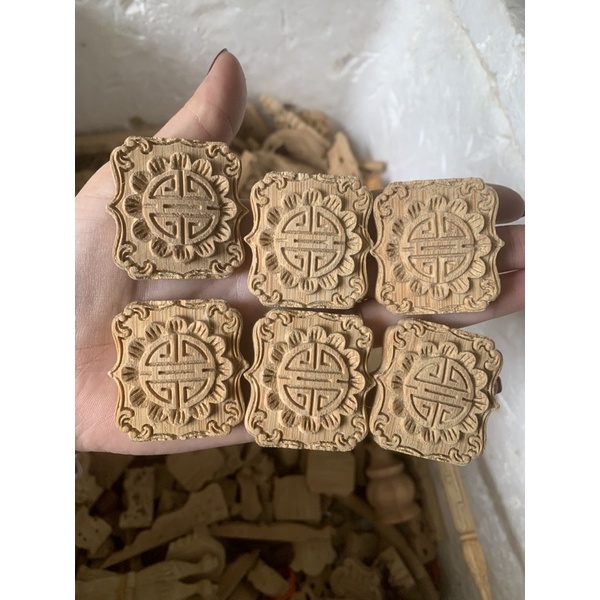 phù cửa trang trí lồng đục cnc