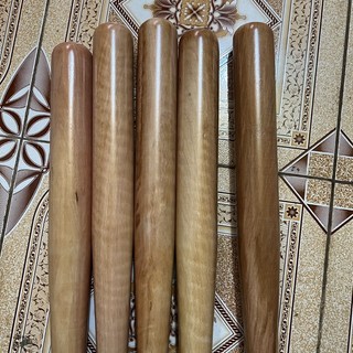 Gậy bóng chày gỗ đinh kích thước dài 65cm đường kính 5cm