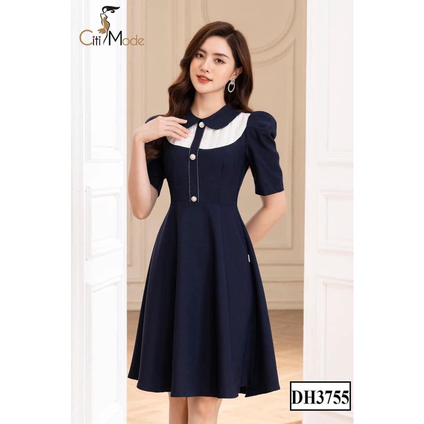 Đầm công sở Hoàng Hải thiết kế dáng A xanh đen phối ren.