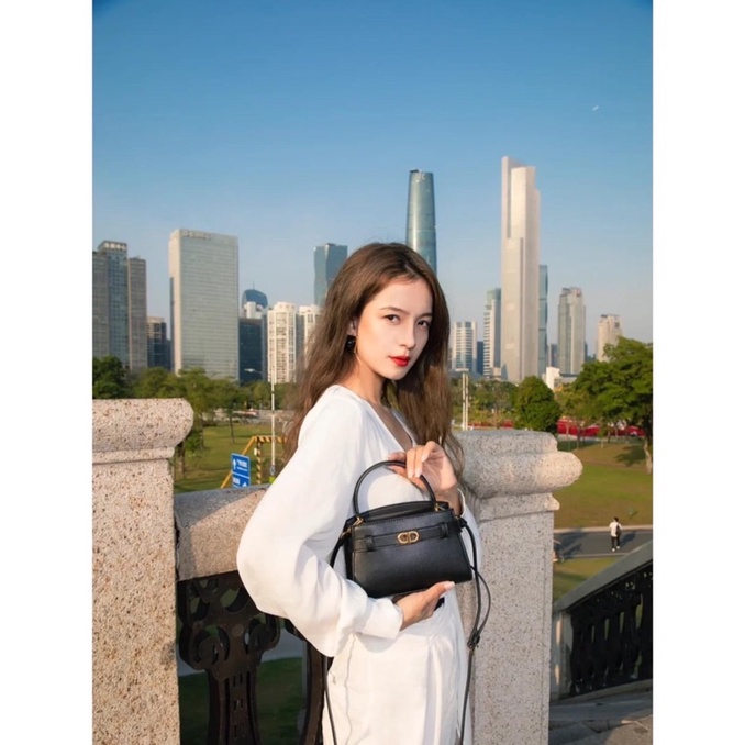 Túi xách tay cầm Top handle bag CNK