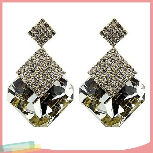 Đôi khuyên tai hình vuông nạm hạt đá lấp lánh quý phái và thanh lịch cho nữ