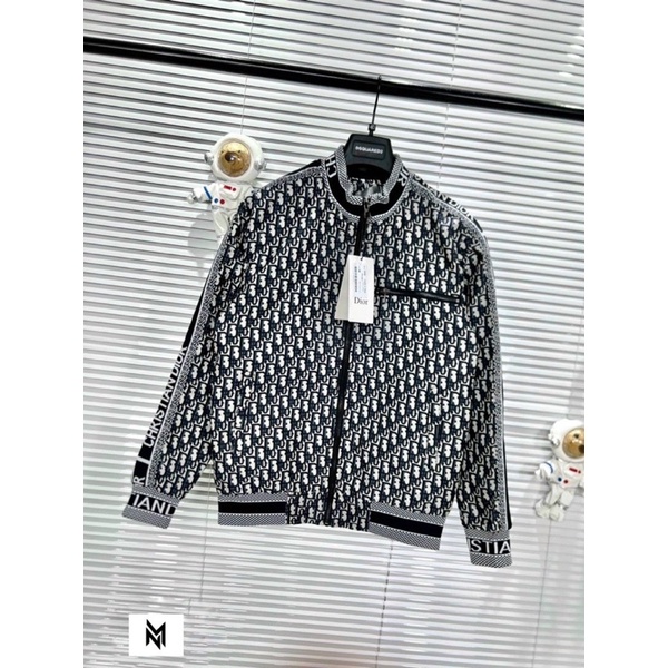 - Khoác bomber Nam hoạ tiết Phong CáchCực Sang Chảnh
