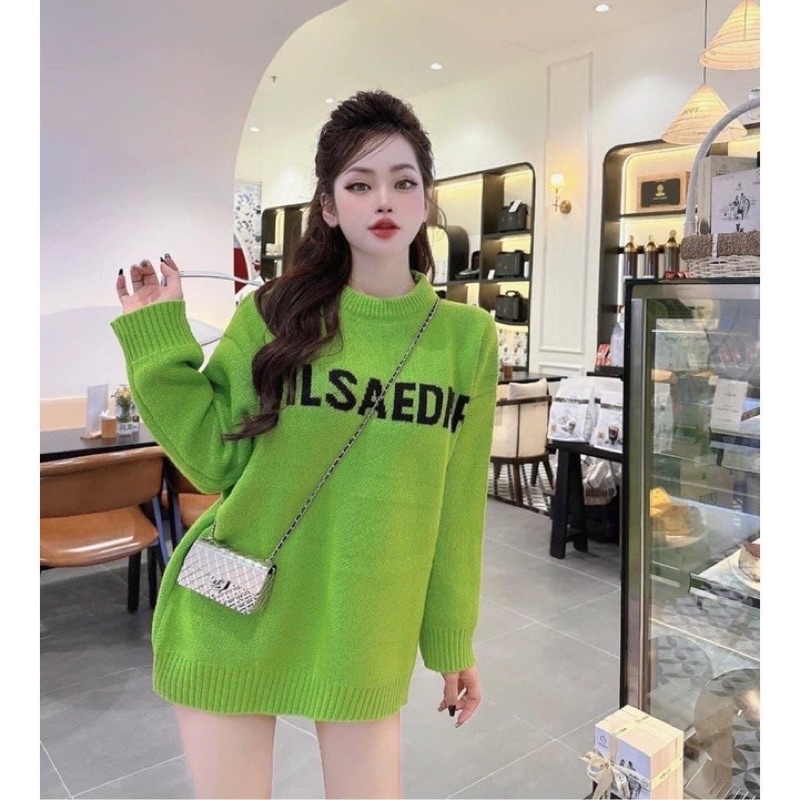 Áo len xanh cốm chữ siêu xinh