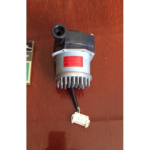 BƠM HOÁ CHẤT NHẬT GIÁ RẺ/ SANSO JAPAN NEW 98%