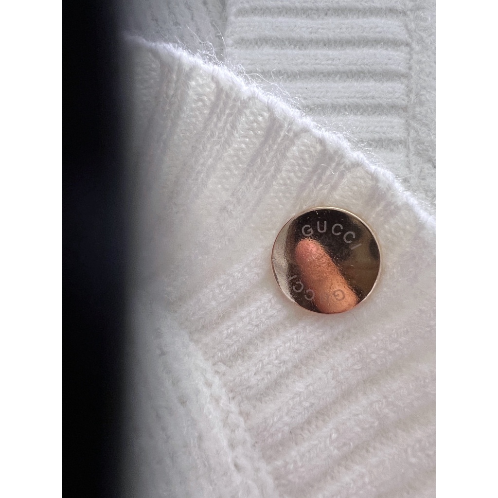 Áo khoác len cardigan thời trang cao cấp Gucci GG GC phong cách trẻ trung, thanh lịch