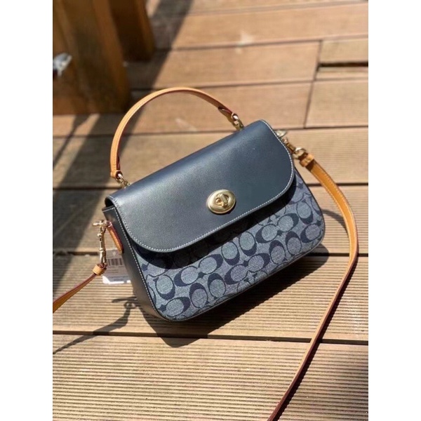 Túi Coach nắp gập