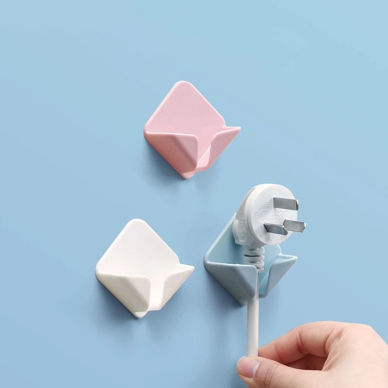 Giá Treo Phích Cắm Điện Không Cần Đục Lỗ Trong Suốt Tiện Dụng Cho Nhà Bếp