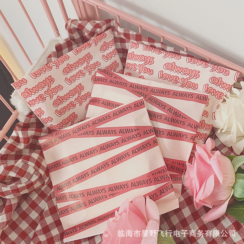 Túi Giấy Vuông Đựng Quà Giáng Sinh Xinh Xắn