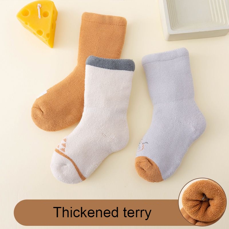 Vớ Nhung Dày Giữ Ấm Mùa Thu Đông Dành Cho Bé Sơ Sinh 0-3 Tháng Tuổi