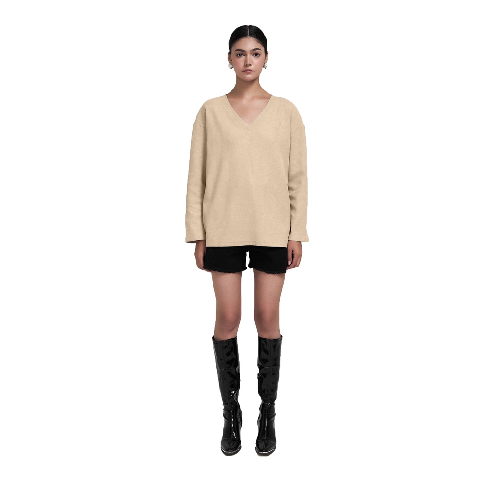 Áo nỉ tay dài, màu beige oversized, là min - BEIGE V-NECK LONG SLEEVE TOP