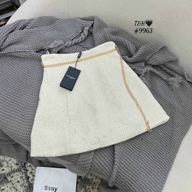 Chân váy nhũ siêu đẹp có lót kèm dây xích!