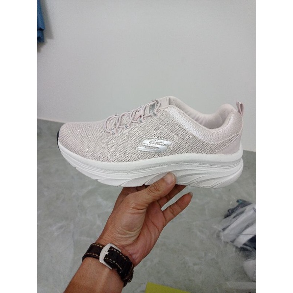 Giày skechers nữ chính hãng