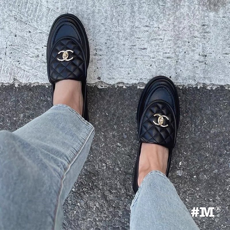 Giày moca Chà Neo mũi tròn trần trám, chất da mềm mướt. Hàng quảng châu cao cấp đầy đủ hộp túio