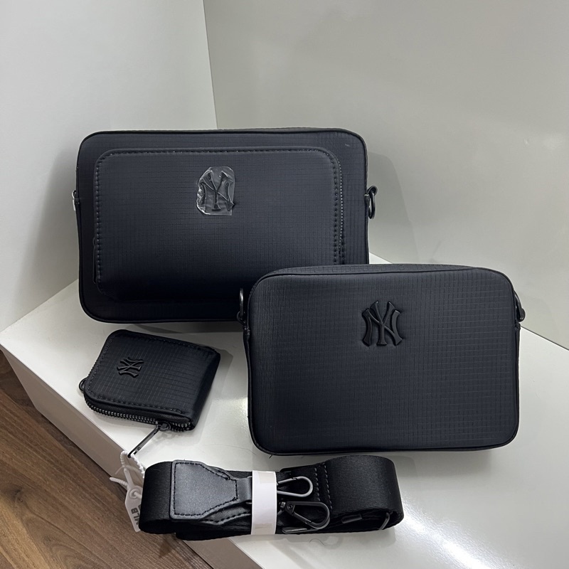 Túi đeo chéo nam nữ Unisex MLB  Bagsling logo NY kim loại cao cấp form ngang Hàng QCXK Cao cấp có túi tiddy thời trang