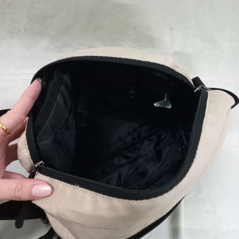 Túi đeo chéo nam nữ/ kangol/ túi 2hand/ secondhand