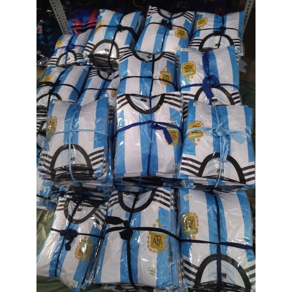 Bộ áo bóng đá đội tuyển Argentina sọc 3 sao mới nhất, áo đá banh messi ba sao, in ấn tên và số theo yêu cầu