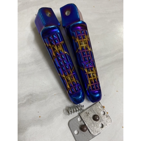 Bộ 2 gác chân nhôm xếp titan gắn xe máy