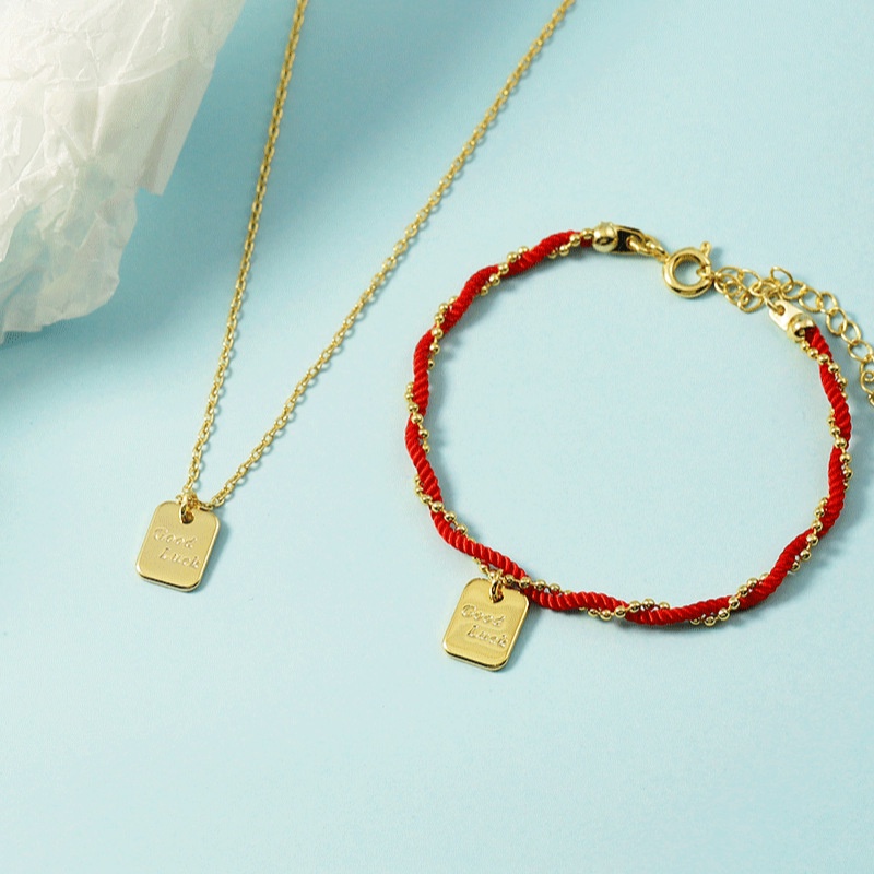 Vòng Tay Dây Đỏ May Mắn Đính Hạt Tròn / Vuông Đơn Giản Dành Cho Nữ