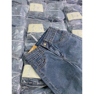 Quần jeans ống đứng