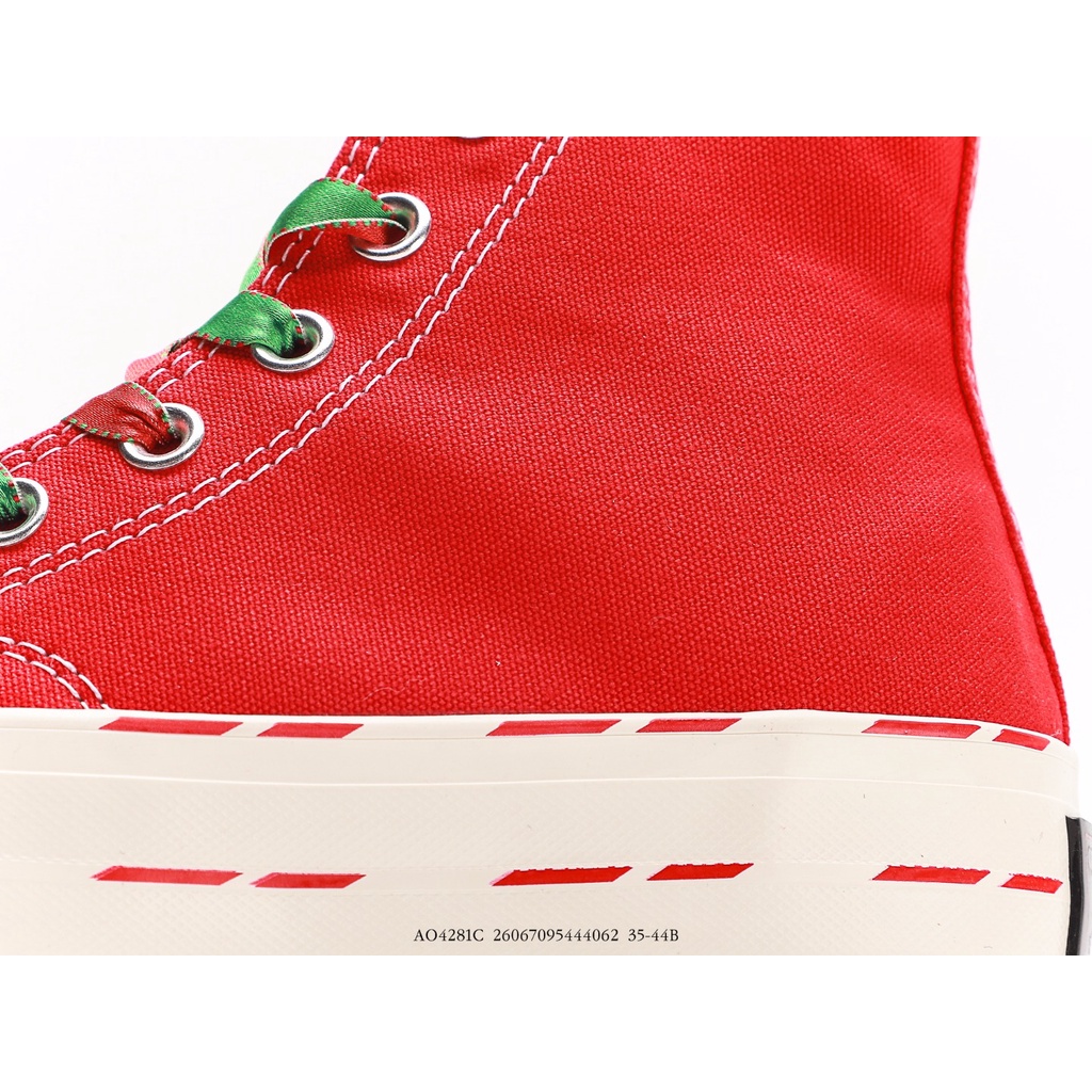 Giày thể thao Converse phiên bản giáng sinh màu đỏ