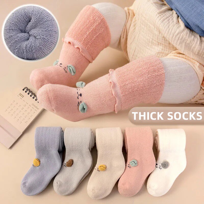 Vớ Giữ Ấm Chống Trượt Bằng Vải Bông Dày Dặn Họa Tiết Hoạt Hình Dễ Thương Cho Bé 0-3 Tuổi