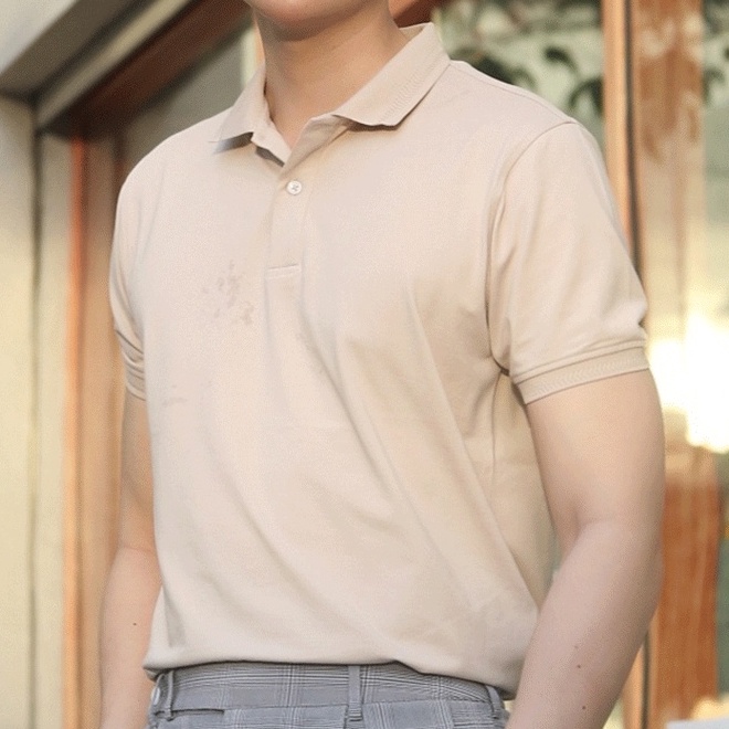 PO002-1 Áo Polo Nam DOCAS Vải Cotton CMC Màu Be Cổ Trơn Phom Regular Fit