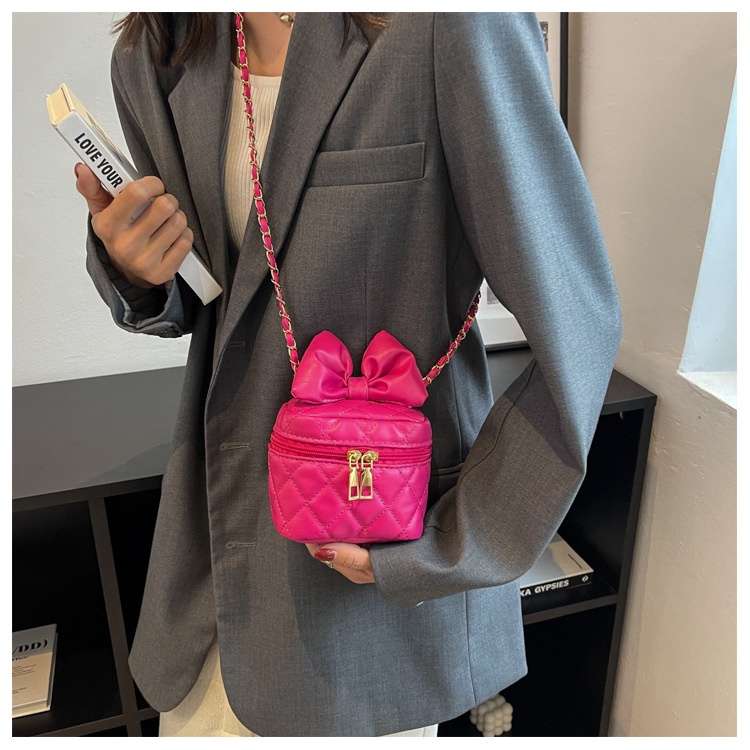 Túi Đeo Chéo Một Dây Xích Hình Thoi Mini Dành Cho Nữ