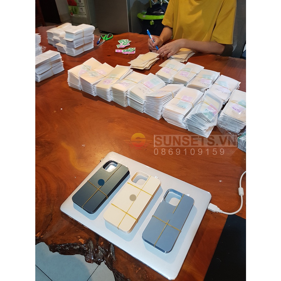 Kính cường lực mặt sau iPhone 11/ 11 Pro/ 12/ 13 Pro Max