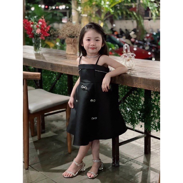 Váy đầm tacta 2 dây đính nơ cho bé gái 9-28kg