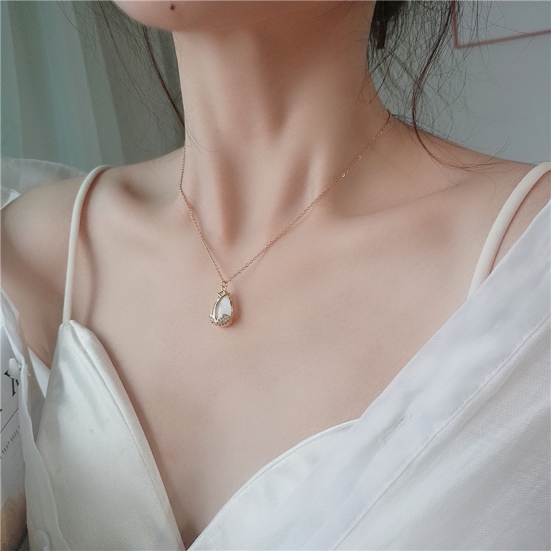 Dây Chuyền Mặt Hoa Tulip 2022