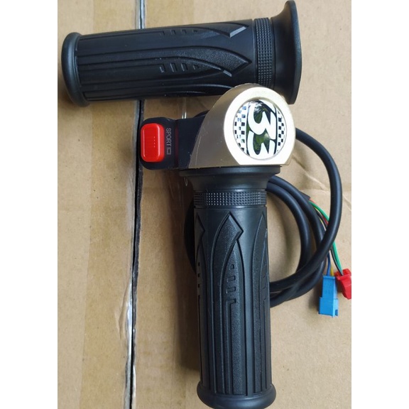 Tay ga xe điện 133S