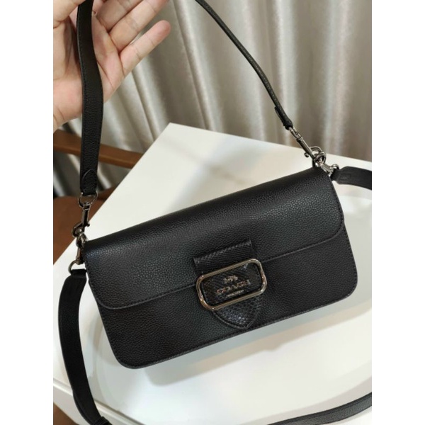 Túi Coa**ch Morgan thanh da thật sang trọng