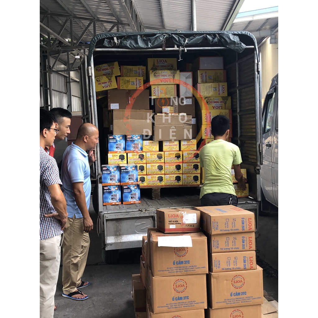 Hộp chứa MCB gắn nổi LiOA
