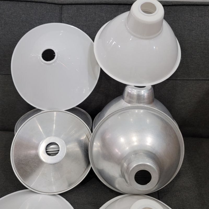 Chóa đèn nhựa - chao đèn nhựa - nhôm hình tô - dĩa - Đuôi kính nước E27