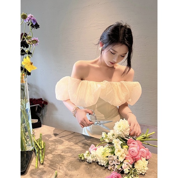 Đầm dự tiệc tiểu thư trễ vai tay voan dáng dài xinh xắn phong cách Hàn Quốc