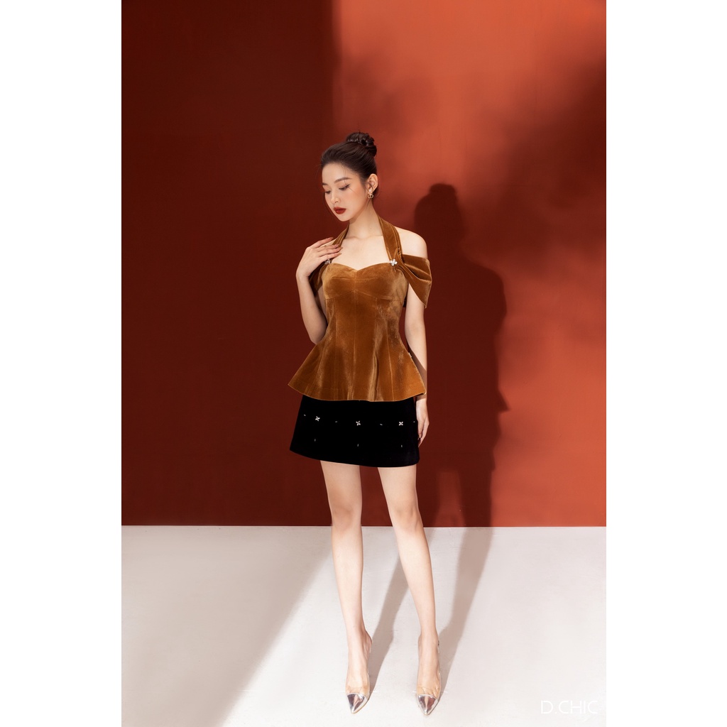 Áo eo xòe bổ mảnh hở vai D.CHIC MS: 1811904