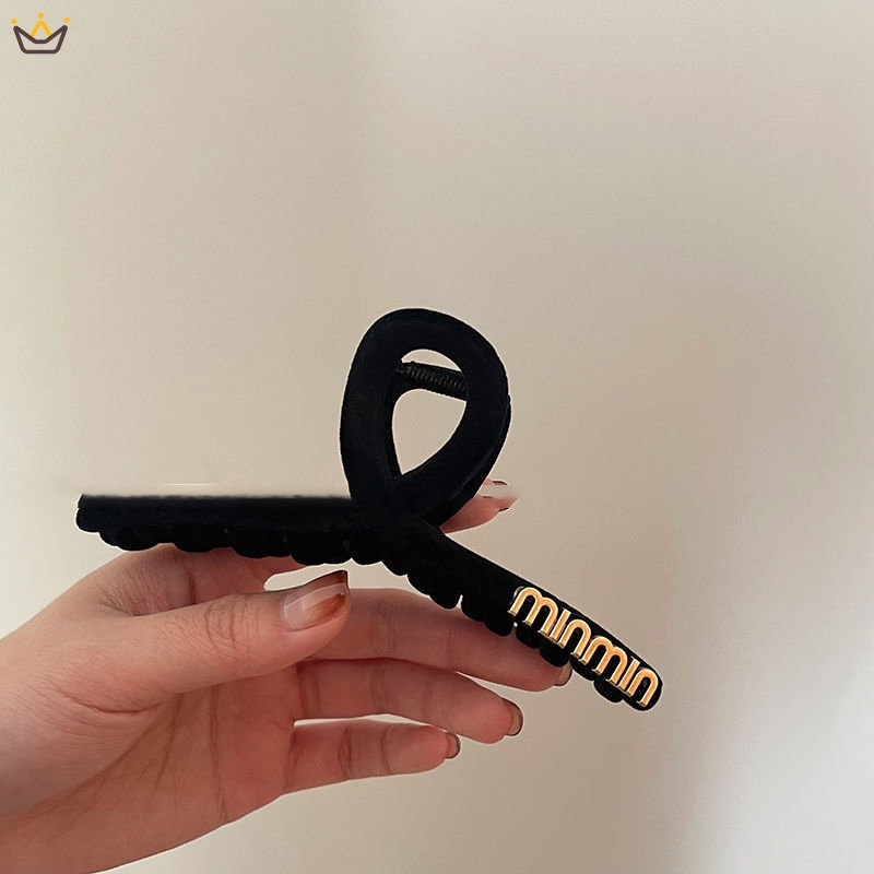 Kẹp Tóc Hình Cá Mập Màu Đen Chất Lượng Cao Cho Nữ