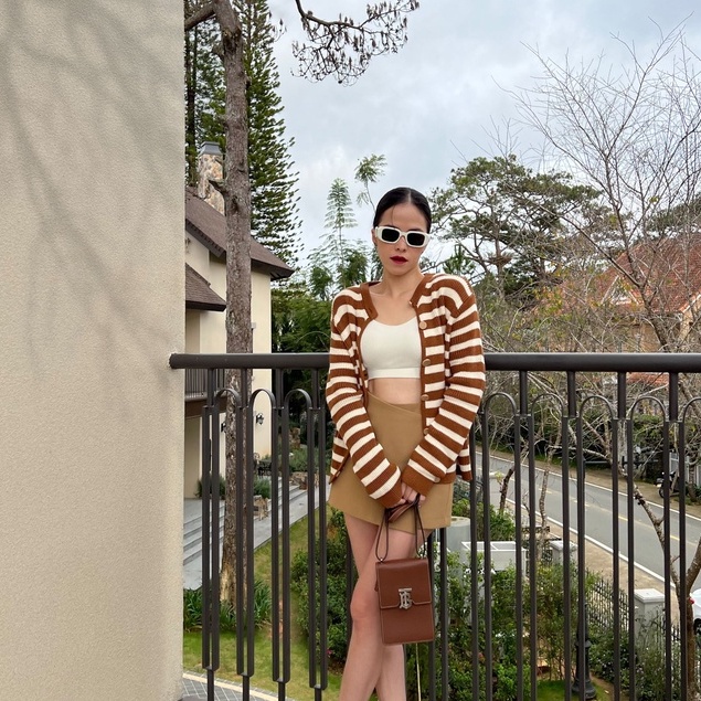 Áo khoác len nữ dáng ôm basic sọc ngang tay dài