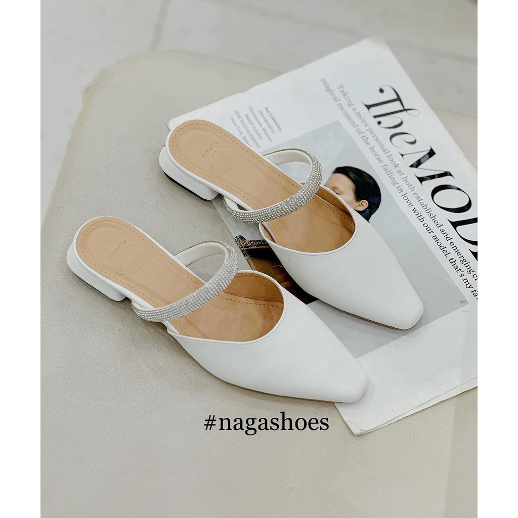 DÉP SỤC NAGASHOES MŨI NHỌN QUAI NGANG ĐÍNH CƯỜM NAD232