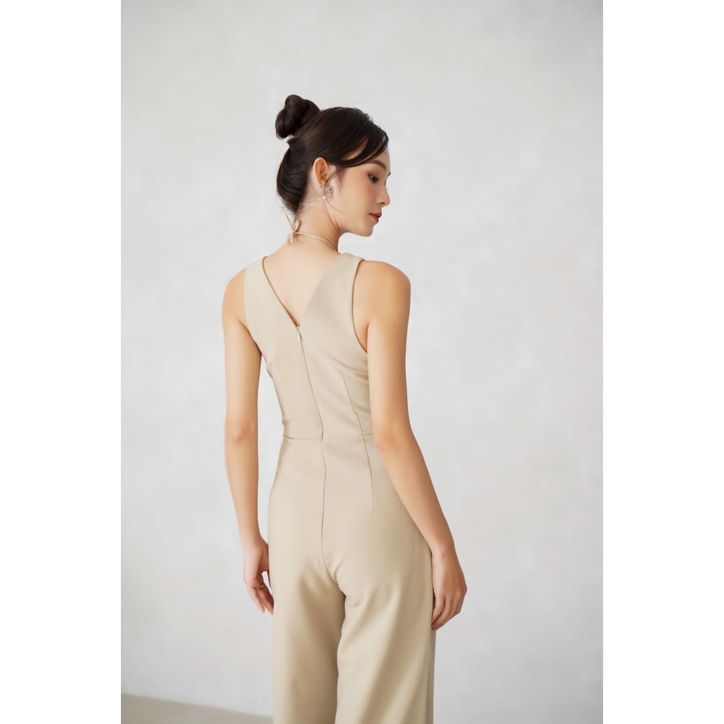 D'Davi - Jumpsuit nữ liền thân dáng dài ống rộng siêu hack dáng thanh lịch có túi xéo màu nude kem - QDWH22