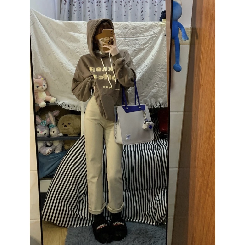 Quần jean lưng cao ống đứng màu kem lưng cao