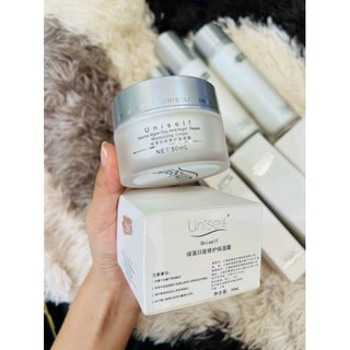 Kem Dưỡng Ẩm Phục Hồi Uniself