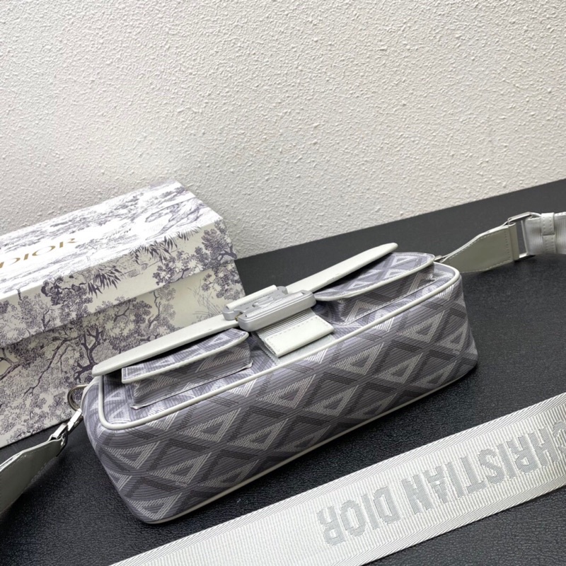 Túi đeo chéo unisex cao cấp Dior CD Hit The Road mẫu mới