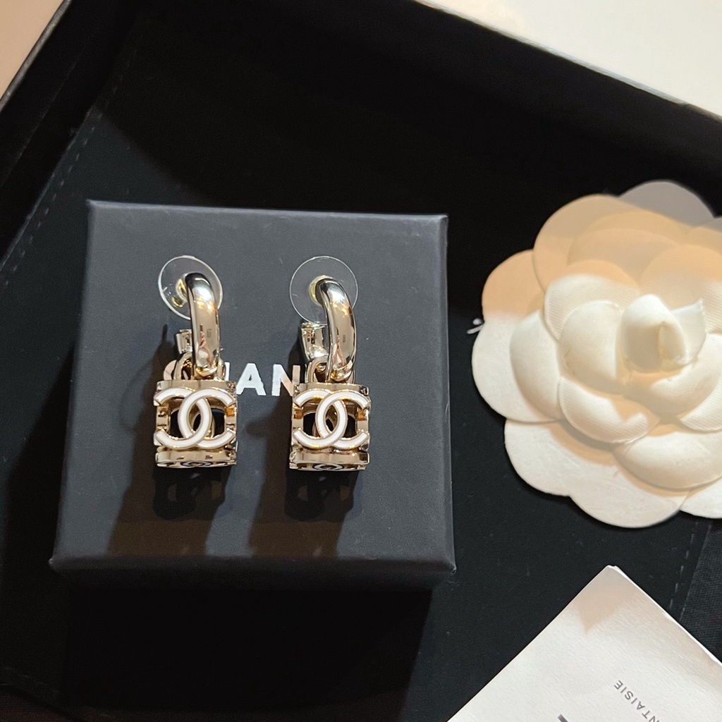 Bông Tai CC Mini Hình Vuông Thời Trang Dành Cho Nữ